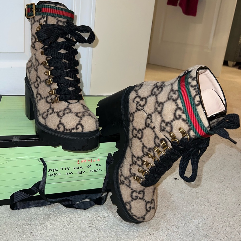 GUCCI GG WOOL ANKLE BOOTS